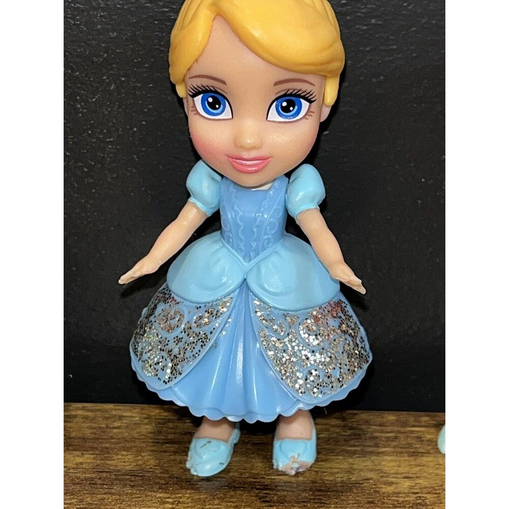 Disney Princess Mini Doll Lot of 4 Figures Posable Ariel Aurora Cinderella - Picture 7 of 9